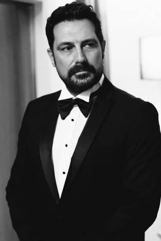 Bülent İnal